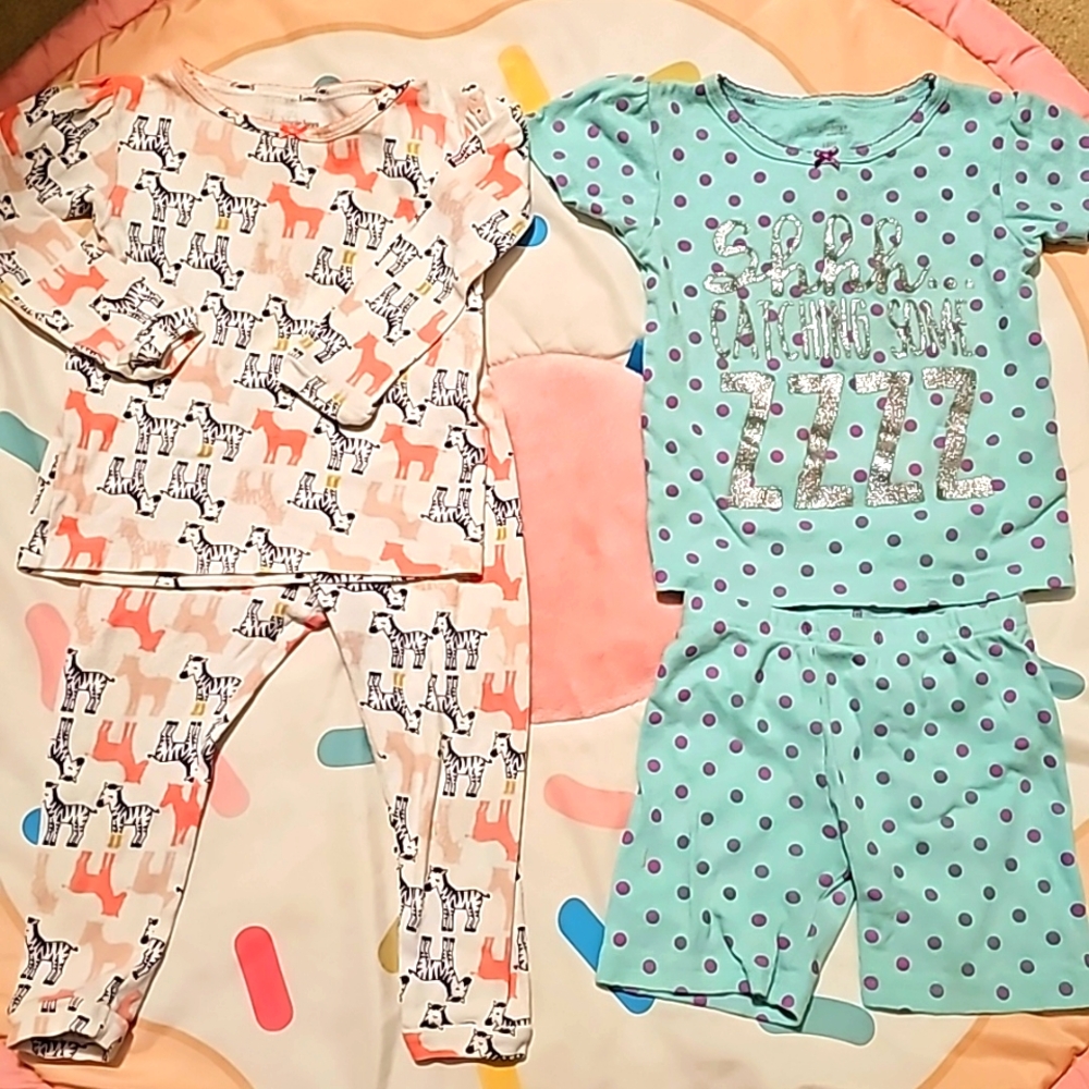 18m Simple Joy's by Carter's 4pc set with 2 matching pajamas sets